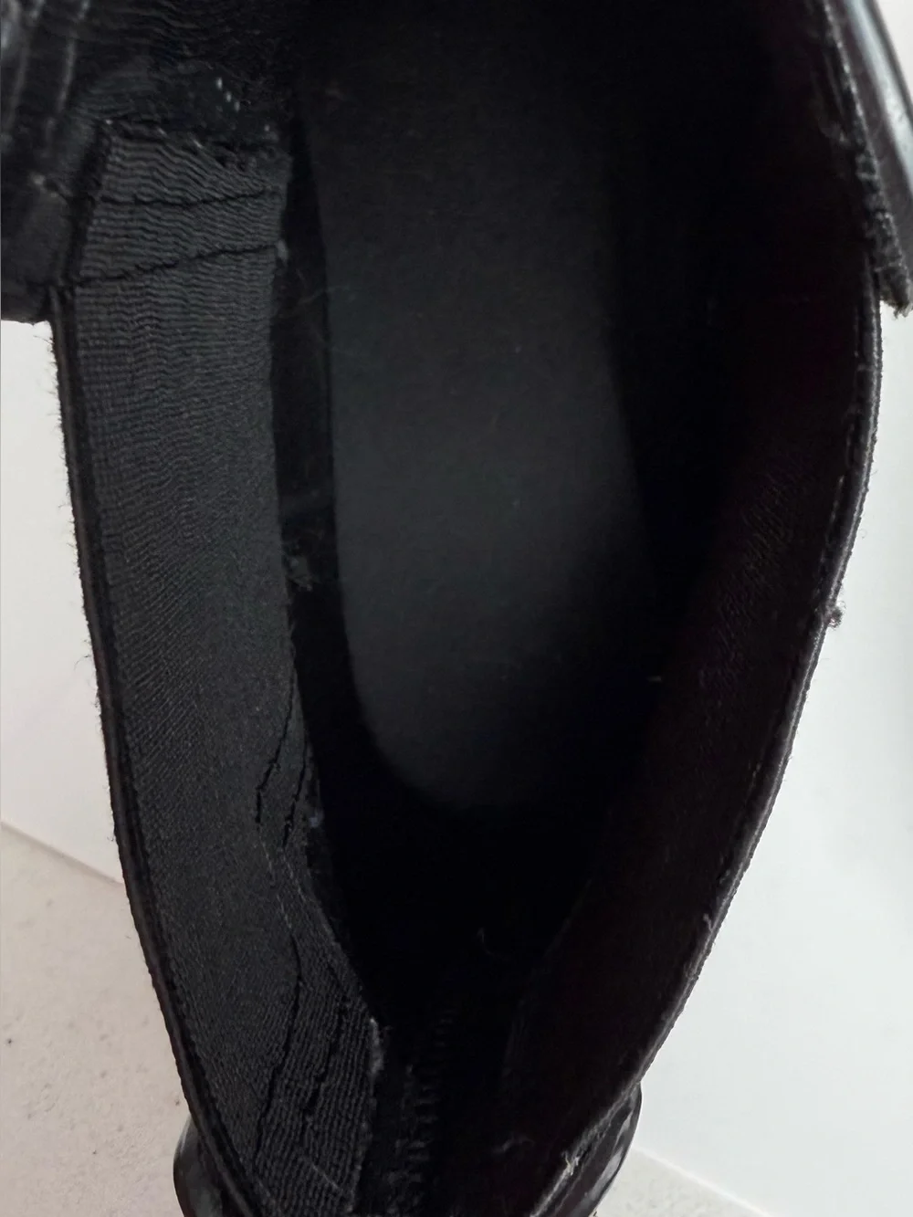 Black Glossy Chelsea Rain Boots Lug Sole Waterproof Ankle Boots EU 40 US 9